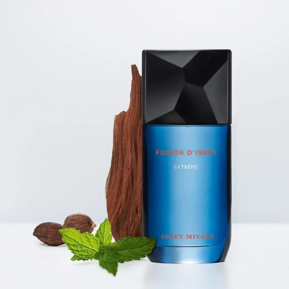 Issey Miyake fusion issey
